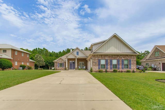 5704 Abbington Ln property photo