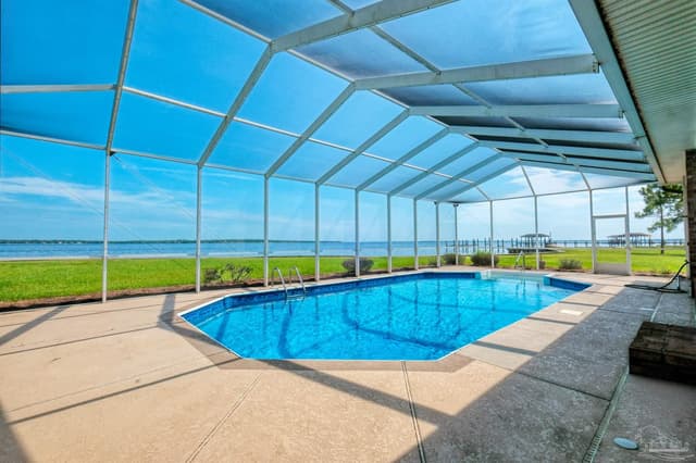 5450 N Shore Rd, Pensacola FL 32507 photo 7