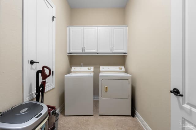 1921 Costa Verde Ct, Navarre FL 32566 photo 41