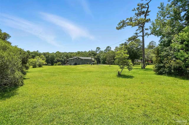 4608 Riley Rd, Milton FL 32583 photo 13