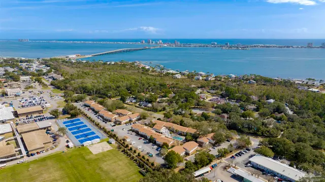 1200 Shoreline Dr # 303 property photo