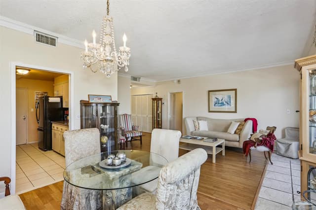 825 Bayshore Dr # 302, Pensacola FL 32507 photo 6