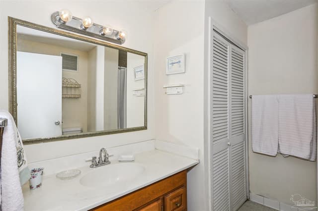 825 Bayshore Dr # 302, Pensacola FL 32507 photo 14
