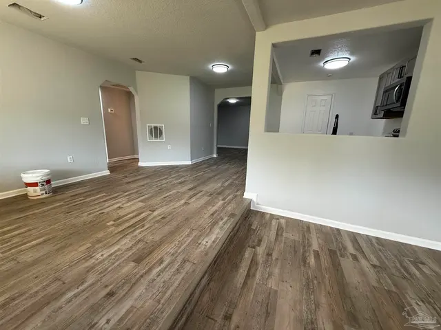 1121 50th Ave property photo
