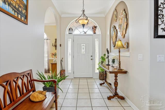 9564 Westgate Cir property photo
