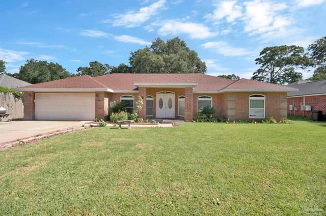 204 Majestic Ct, Pensacola FL 32534 exterior