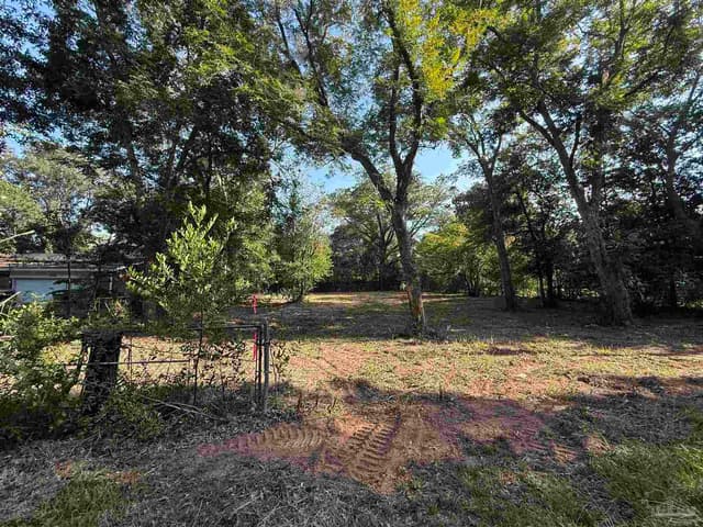 2704 Eureka Ln, Pensacola FL 32526 photo 4