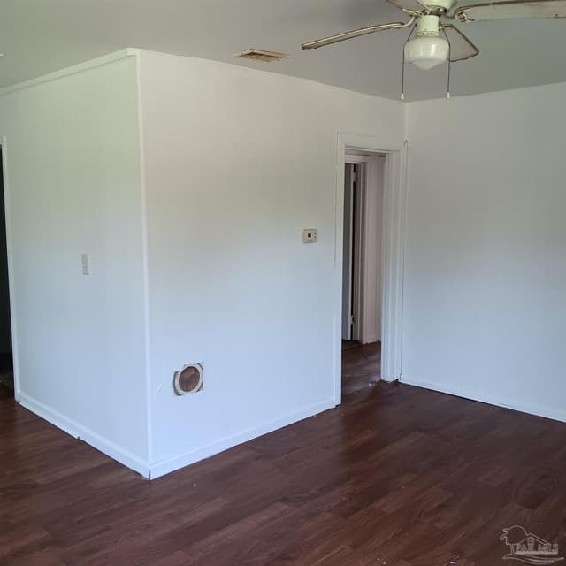 406 NW Syrcle Dr, Pensacola FL 32507 photo 7