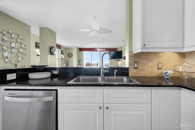 8501 Gulf Blvd, Navarre Beach FL 32566 photo 17