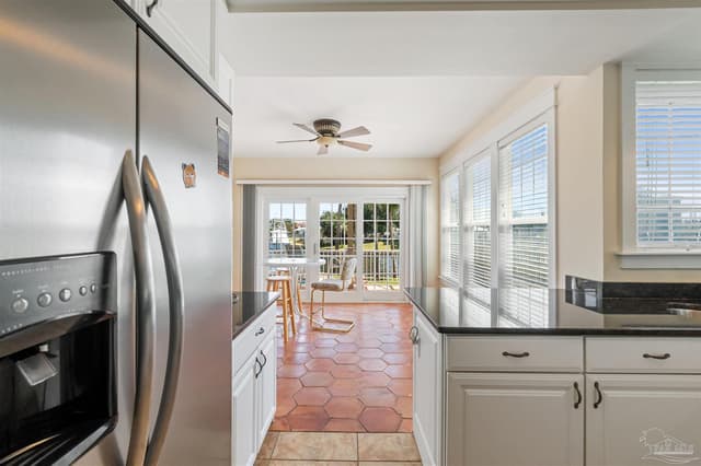 1098 Harbor Ln, Gulf Breeze FL 32563 photo 31