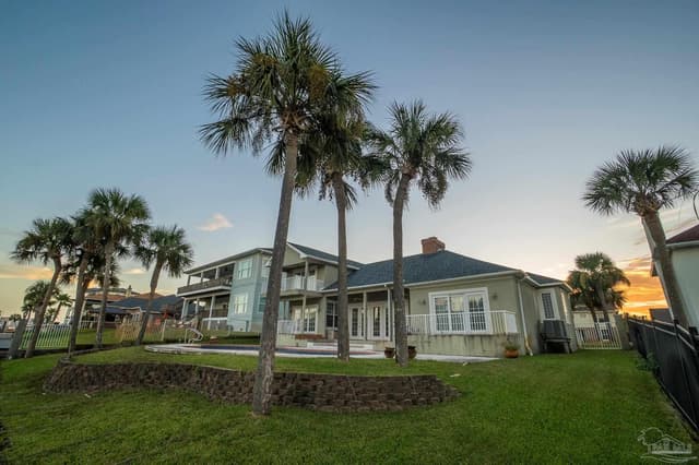 1098 Harbor Ln, Gulf Breeze FL 32563 photo 4