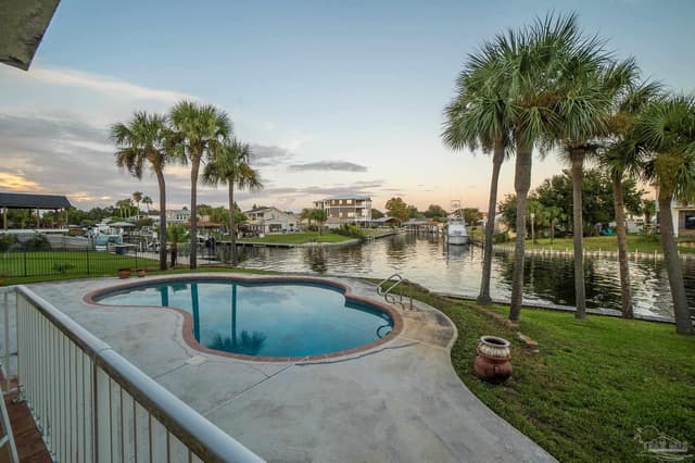 1098 Harbor Ln, Gulf Breeze FL 32563 photo 8