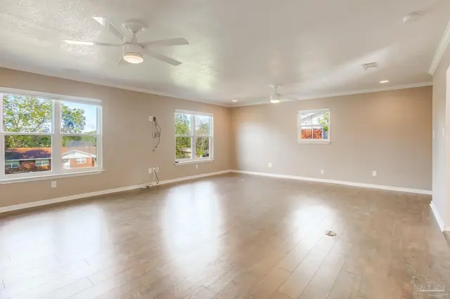 6116 Shore Dr property photo