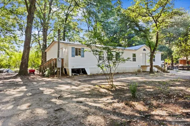 5127 Lake End Dr property photo