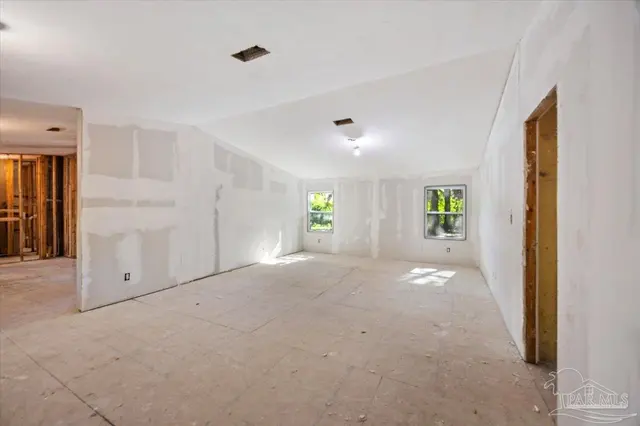 5127 Lake End Dr property photo