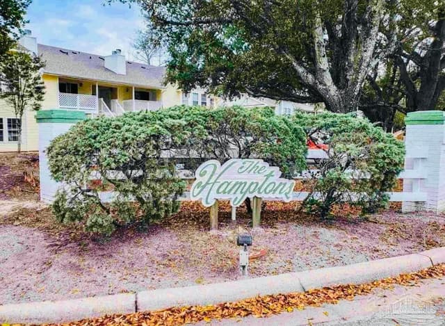 601 Burgess # E4 property photo