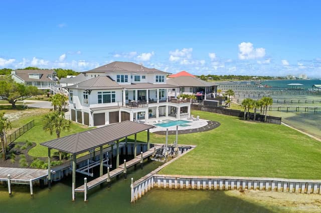 11704 Chanticleer Ct, Pensacola FL 32507 exterior