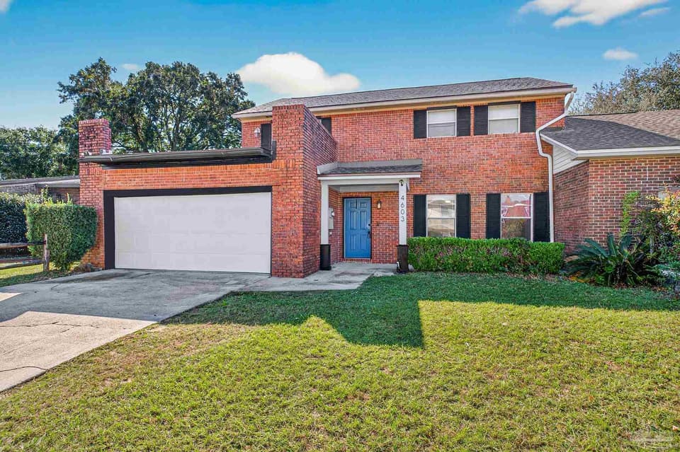 4603 Forrestal St, Pensacola FL 32506 photo 1