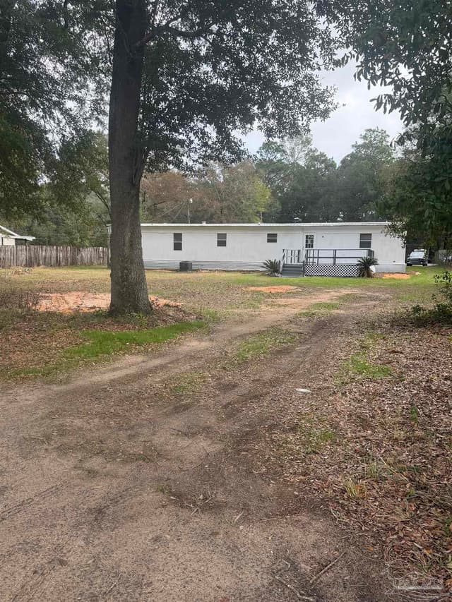 5227 Chestnut Ave, Pace FL 32571 photo 7