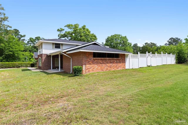 6001 W Hwy 4, Century FL 32535 photo 6