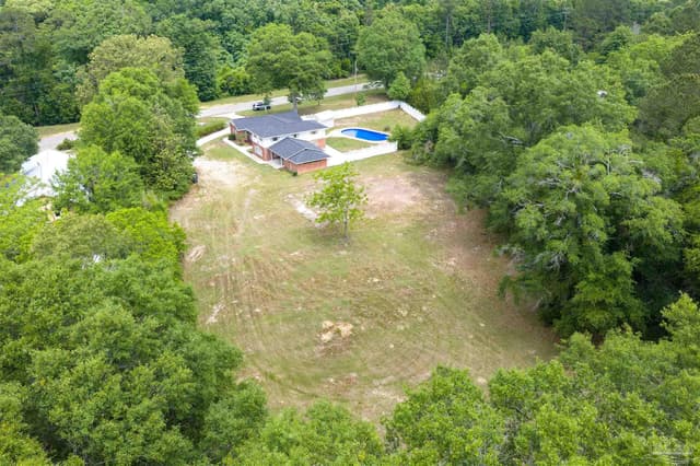 6001 W Hwy 4, Century FL 32535 photo 14