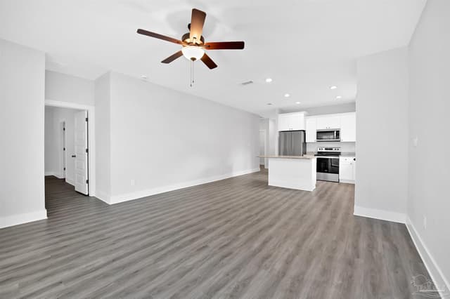 5087 San Pedro Ct, Milton FL 32583 photo 13