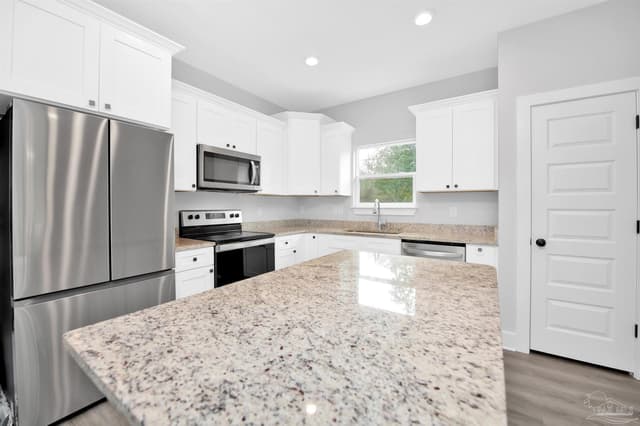 5087 San Pedro Ct, Milton FL 32583 photo 9