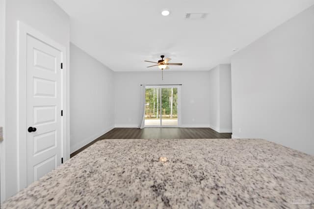 5087 San Pedro Ct, Milton FL 32583 photo 10