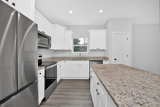 5087 San Pedro Ct, Milton FL 32583 photo 8
