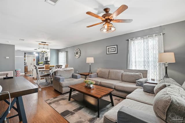 402 Front St, Century FL 32535 photo 7