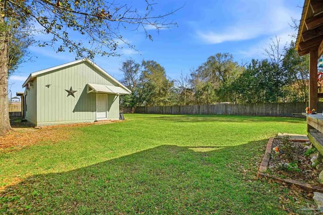 402 Front St, Century FL 32535 photo 41