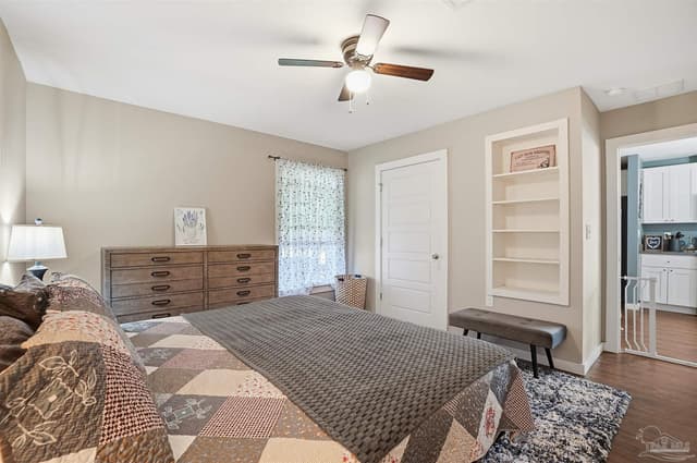 402 Front St, Century FL 32535 photo 21