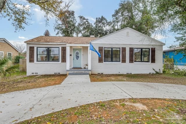 207 Bryant Rd property photo