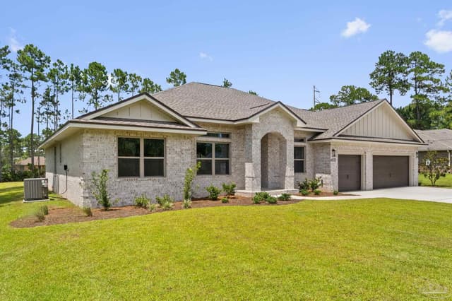 6572 Lansford St, Navarre FL 32566 exterior