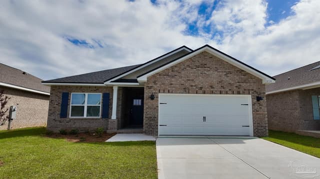 8139 Fox Hunt Dr, Milton FL 32583 exterior