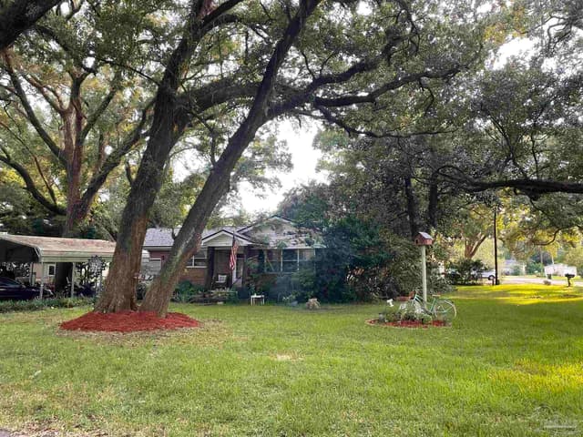 5921 Count Rd, Pensacola FL 32503 exterior