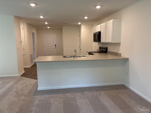 5703 Meadow Rd, Milton FL 32583 photo 6
