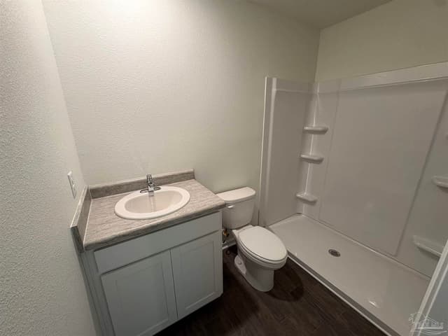 5703 Meadow Rd, Milton FL 32583 photo 8