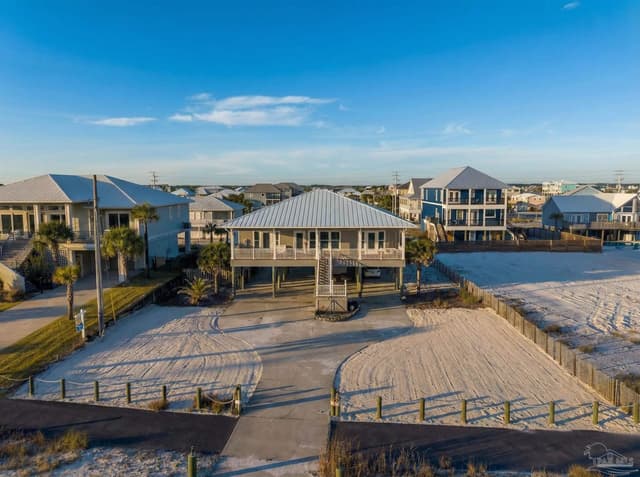 8162 Gulf Blvd, Navarre Beach FL 32566 photo 2