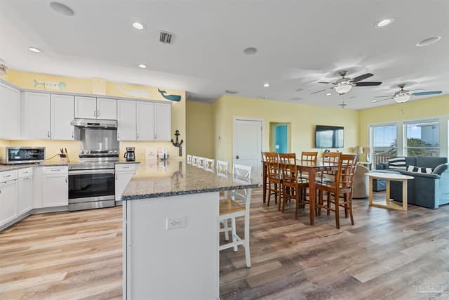 8162 Gulf Blvd, Navarre Beach FL 32566 photo 16