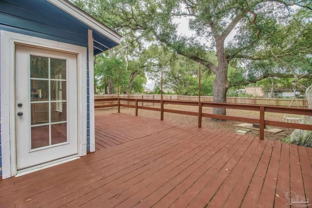 5788 Washington St property photo