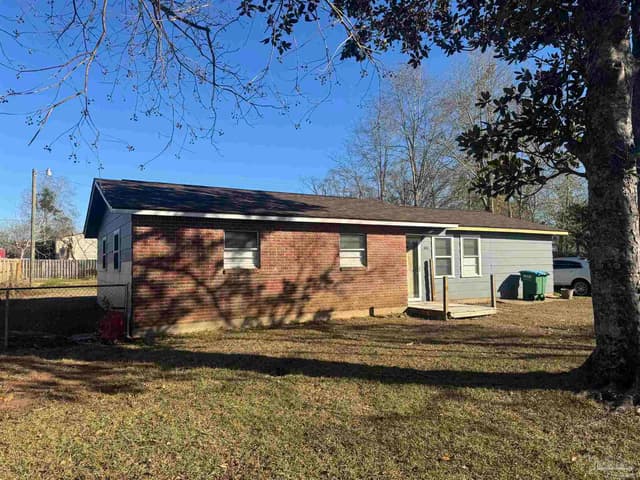 104 Evelyn St property photo