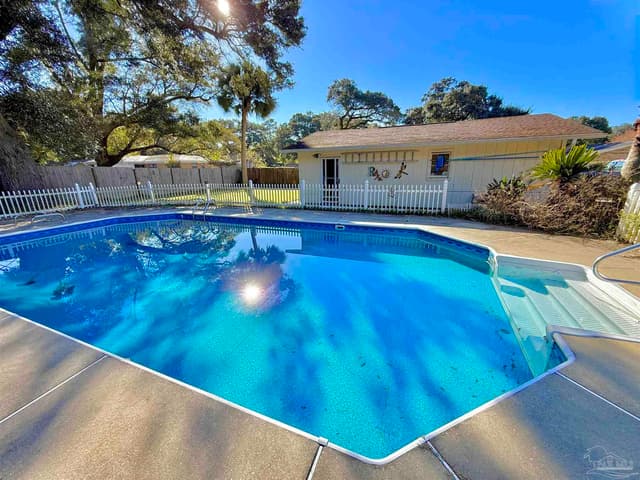 1720 61st Ave property photo
