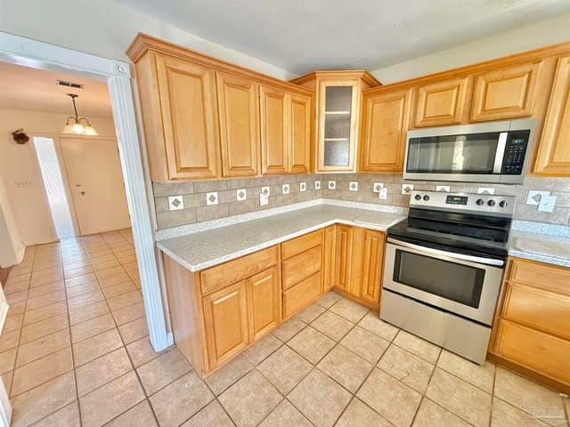 1720 N 61st Ave, Pensacola FL 32506 photo 9