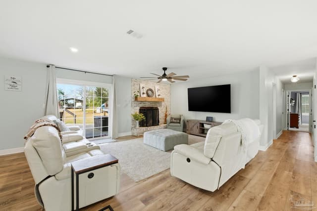 690 Cooley Rd property photo