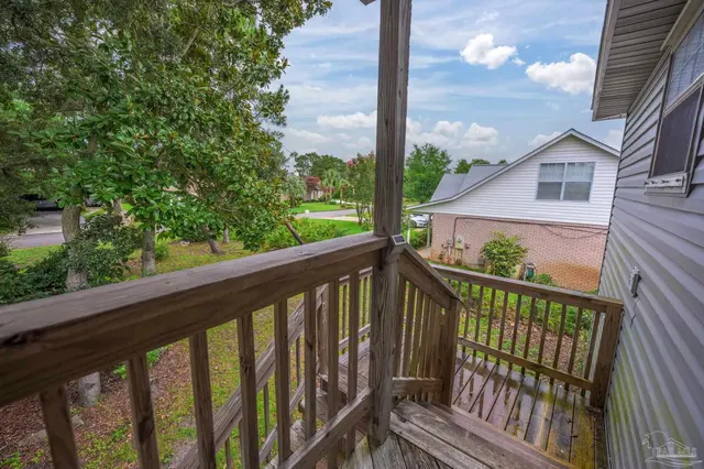6913 Sea Shark Cir property photo