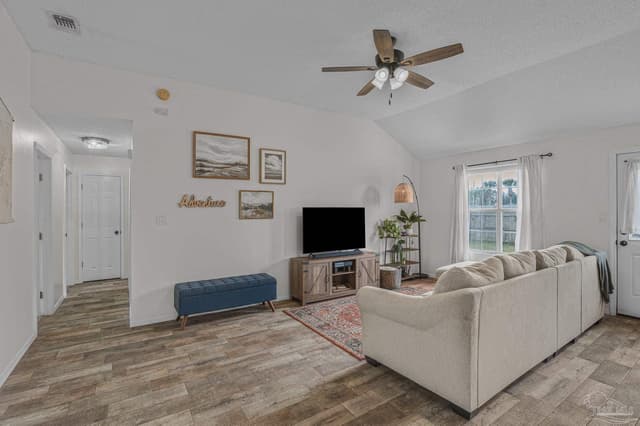 2285 Estate Cir, Navarre FL 32566 photo 15