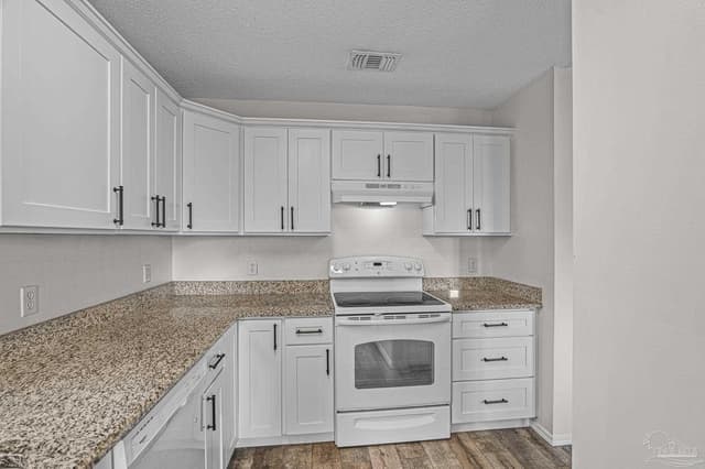 2285 Estate Cir, Navarre FL 32566 photo 21
