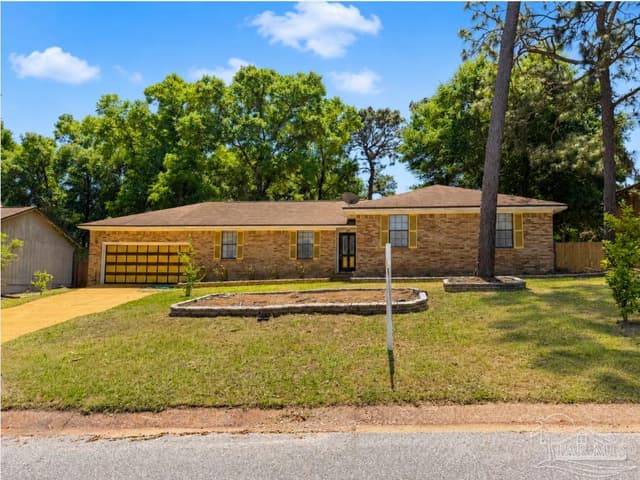 7604 Brook Forest Dr, Pensacola FL 32514 exterior