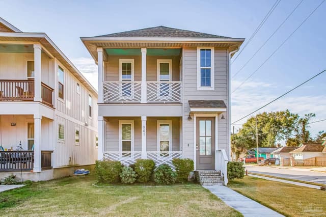 941 W Wright St, Pensacola FL 32501 exterior